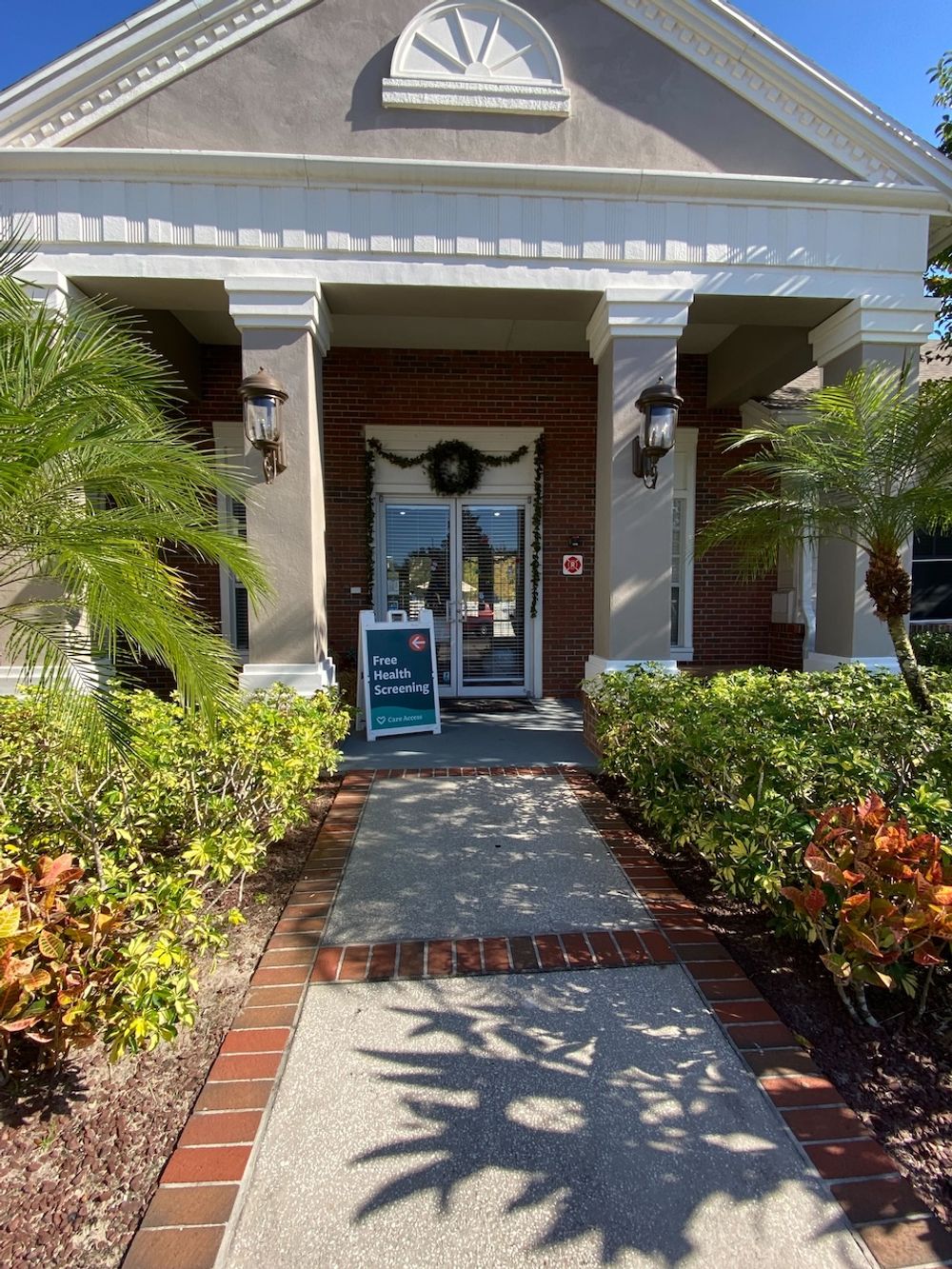 Charleston Club Apartments