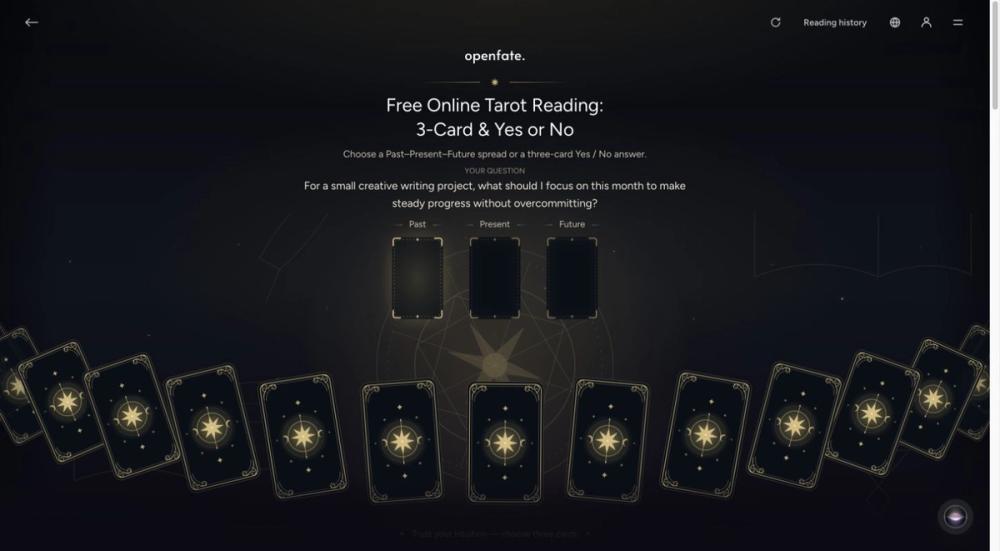 OpenFate Tarot card fan before choosing the three-card spread OpenFate Tarot card fan before choosing the three-card spread