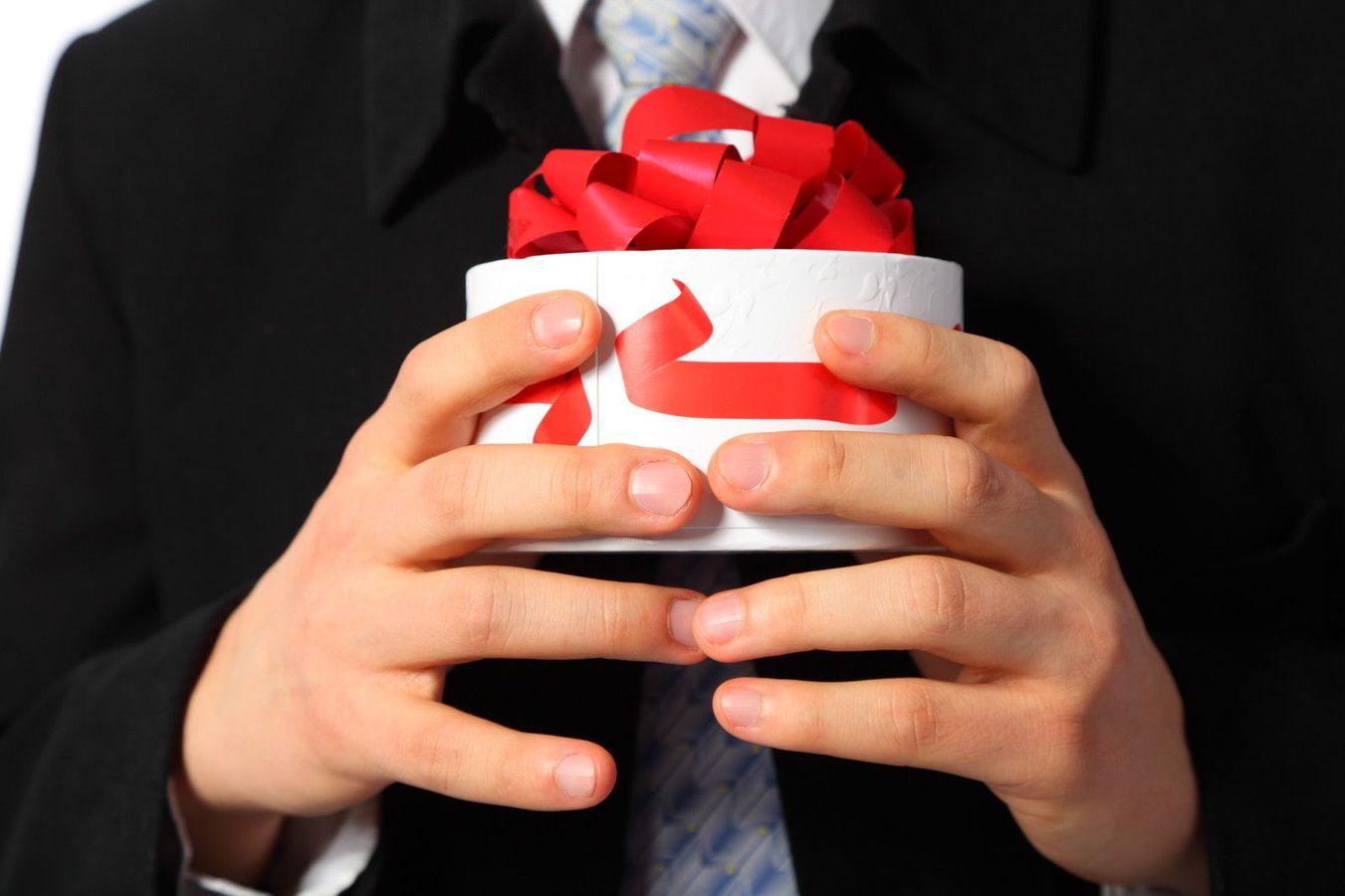 Forget the Cash: 5 Thoughtful Ways to Reward Employees