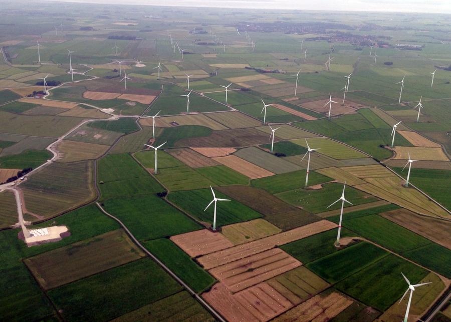 Tett i tett med vindmøller i Nederland