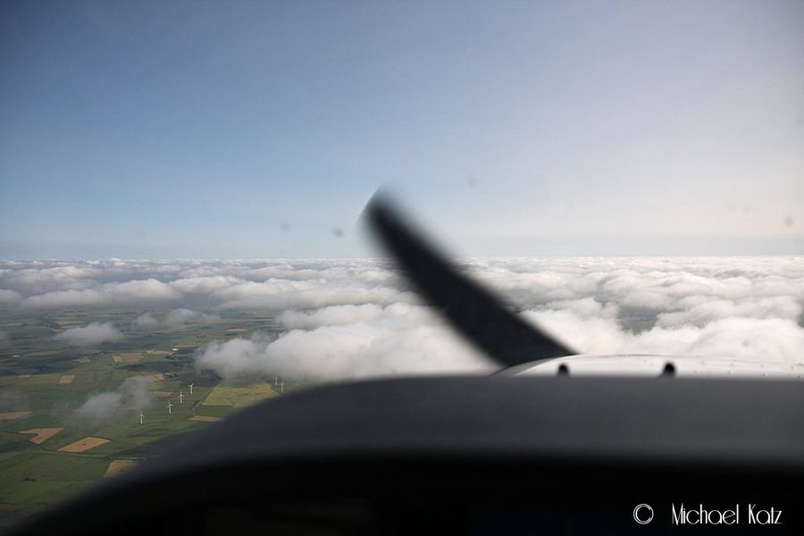 Utsikt fremover mot skyer sør i Danmark