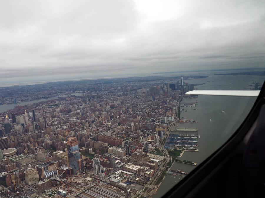 Manhattan igjennom bakvinduet, sett fra nord mot sør
