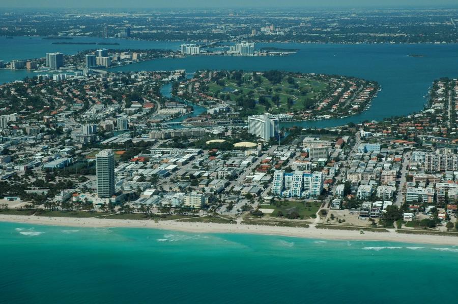 Mer av Miami beach / kystlinjen