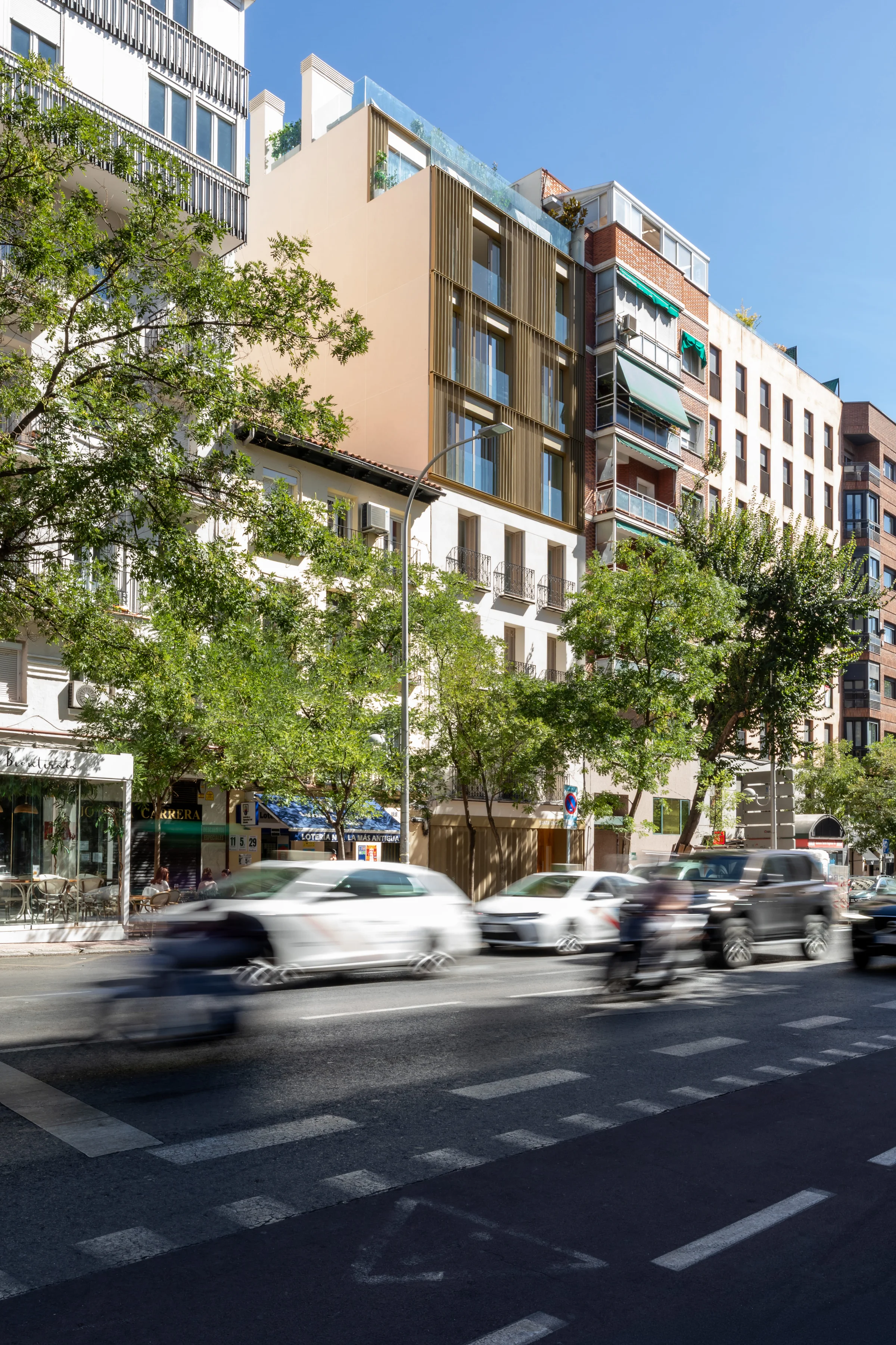 Santa Engracia 96 — vista urbana