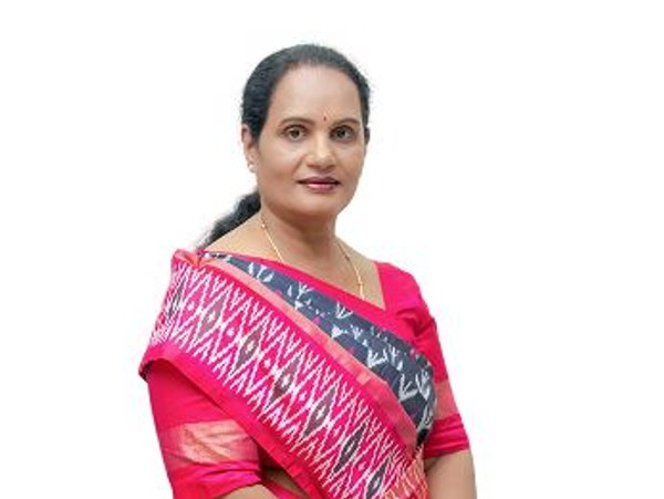 Anandhi-vijayasekar-director