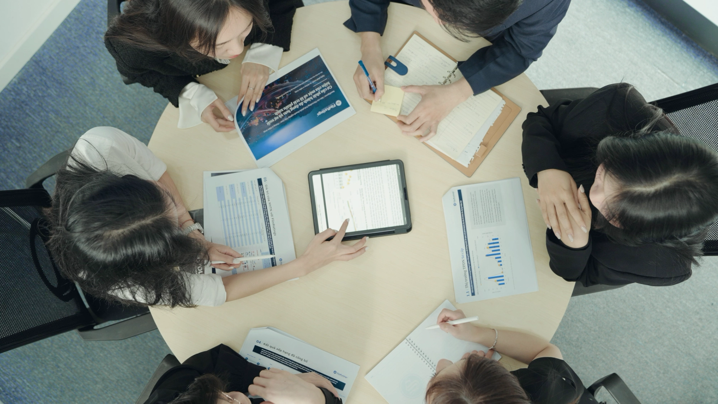 Fiin Ratings - Phim Giới Thiệu