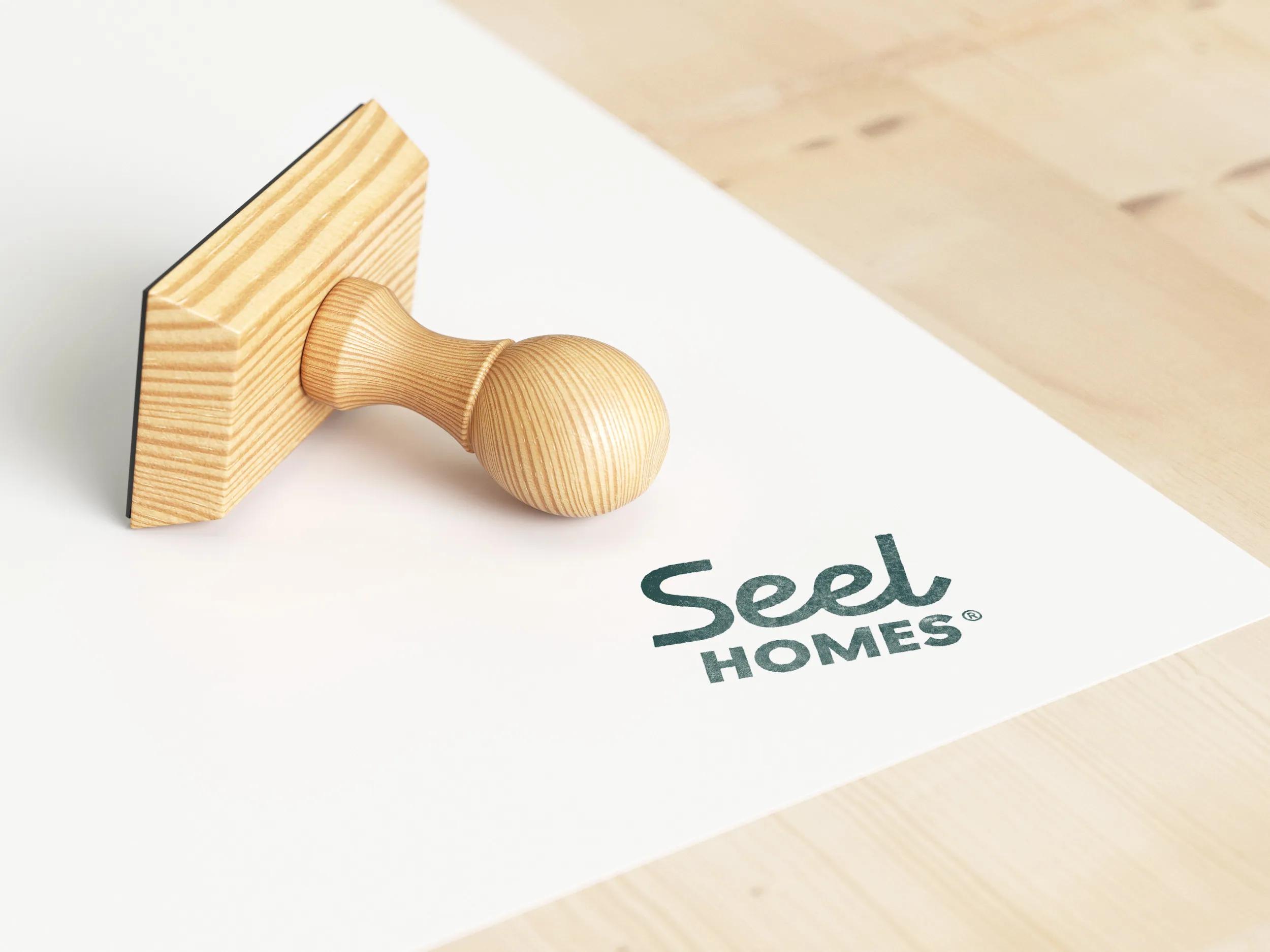 Seel Homes website homepage featuring luxury custom home builds in Louisville Kentucky with modern Webflow design