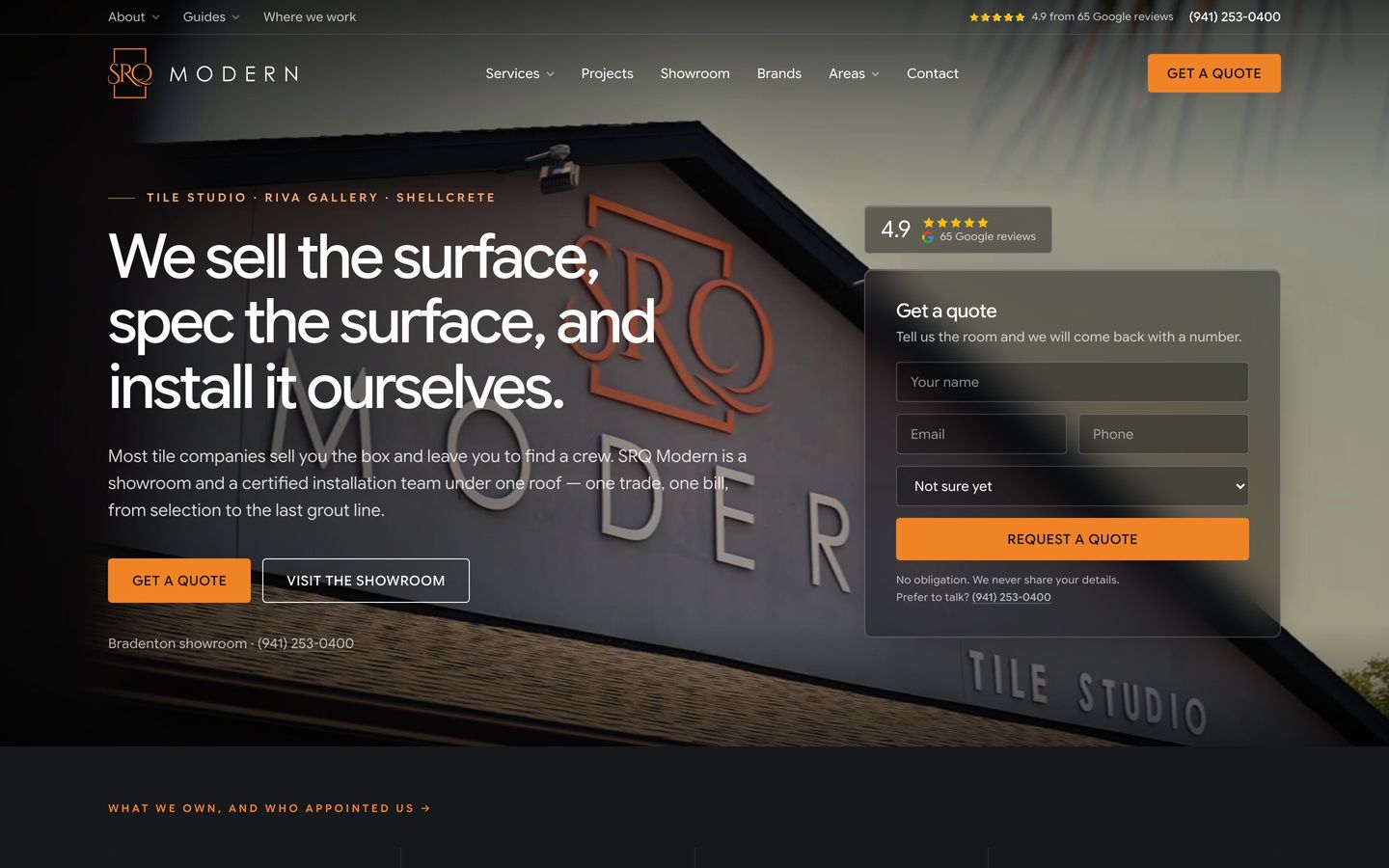SRQ Modern home desktop