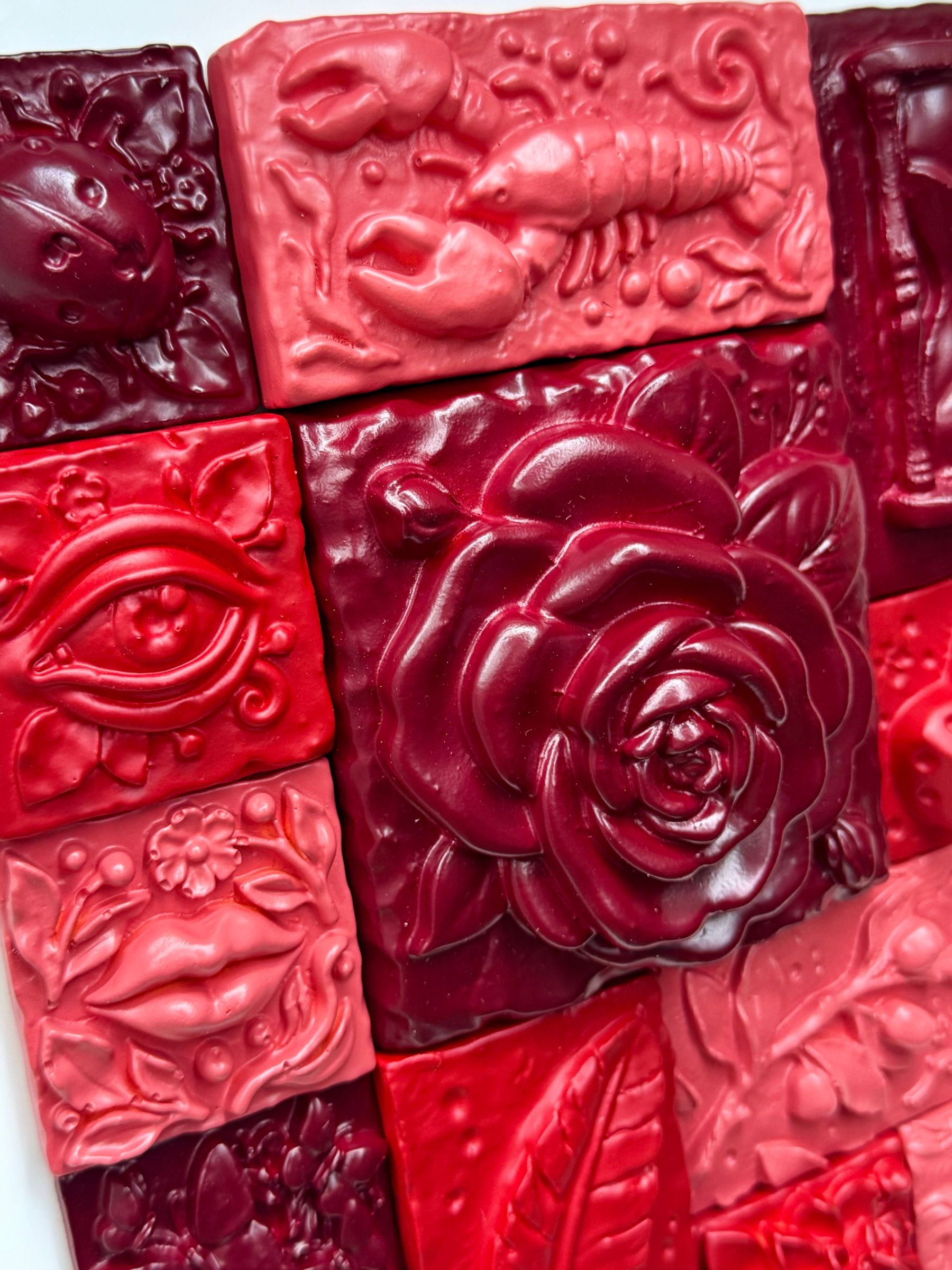 Fragments of Life Shades of Red. — 3