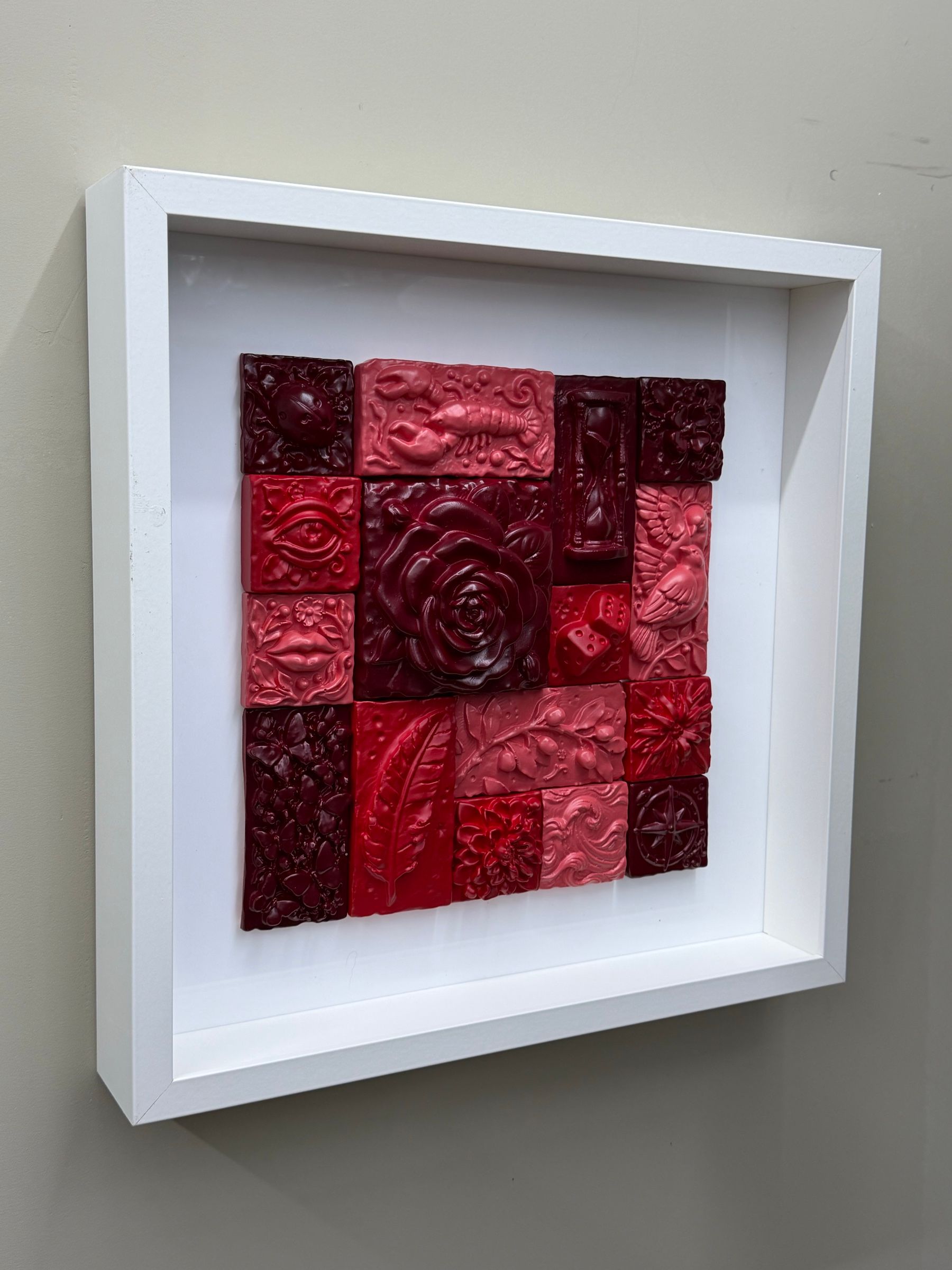 Fragments of Life Shades of Red. — 2