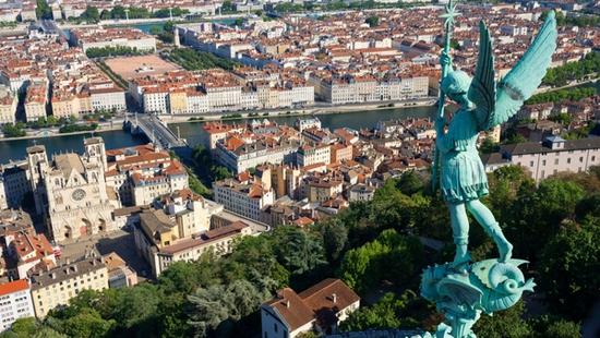 The Ultimate Guide to Coliving in Brussels: Best Neighbourhoods, Prices & Local Tips (2025)