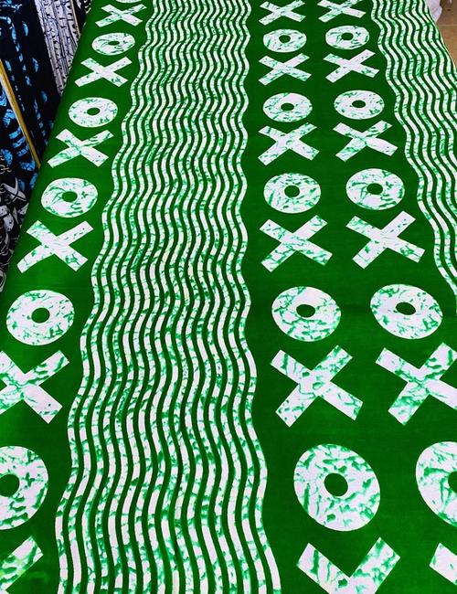 Green xo with line 