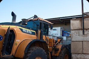 Mobile equipment and yellow kit