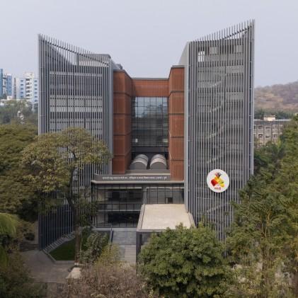 Sarthi Head Office, selected thumbnail from the legacy projects page
