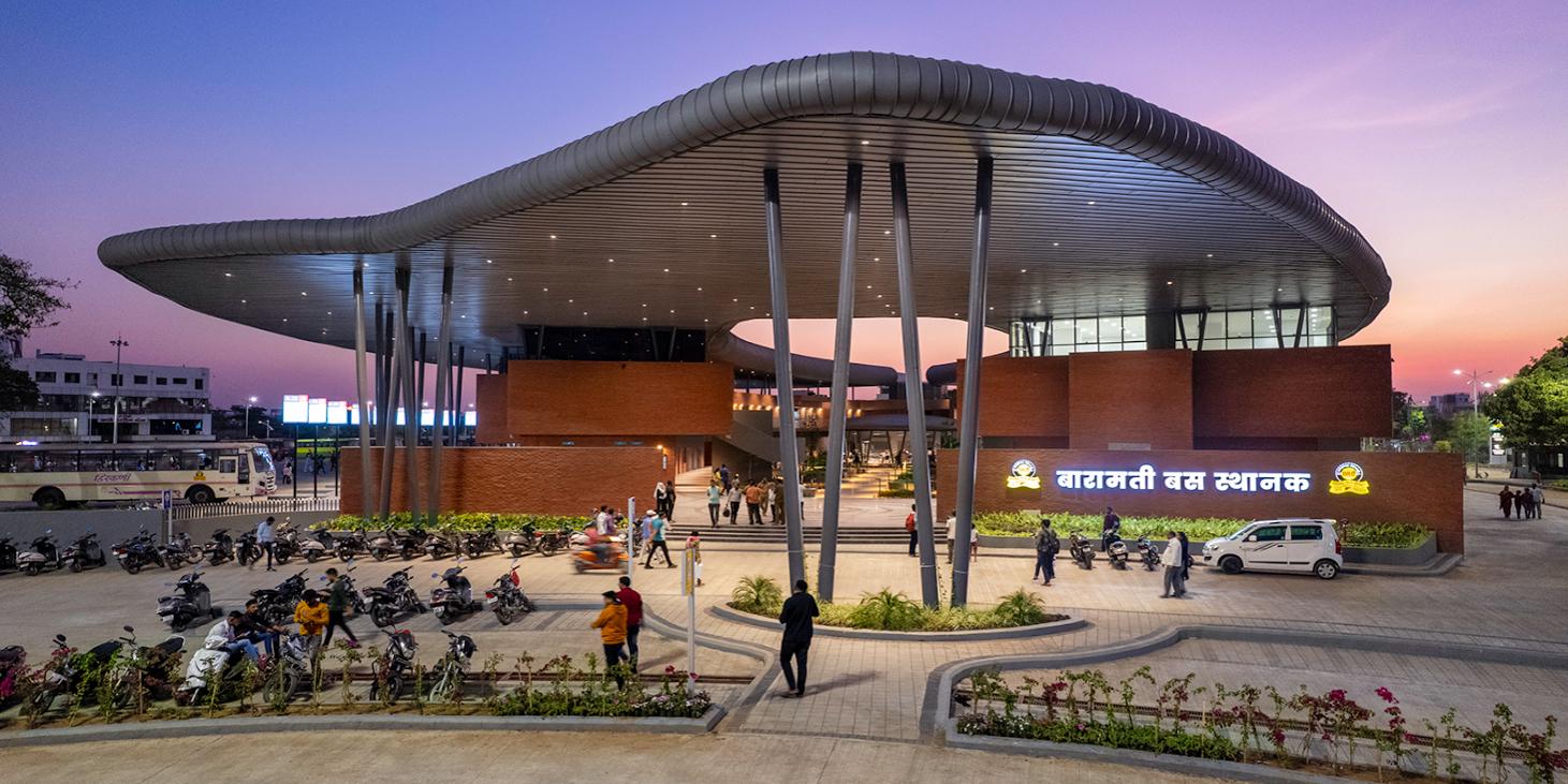 Baramati Bus Station, photograph 8