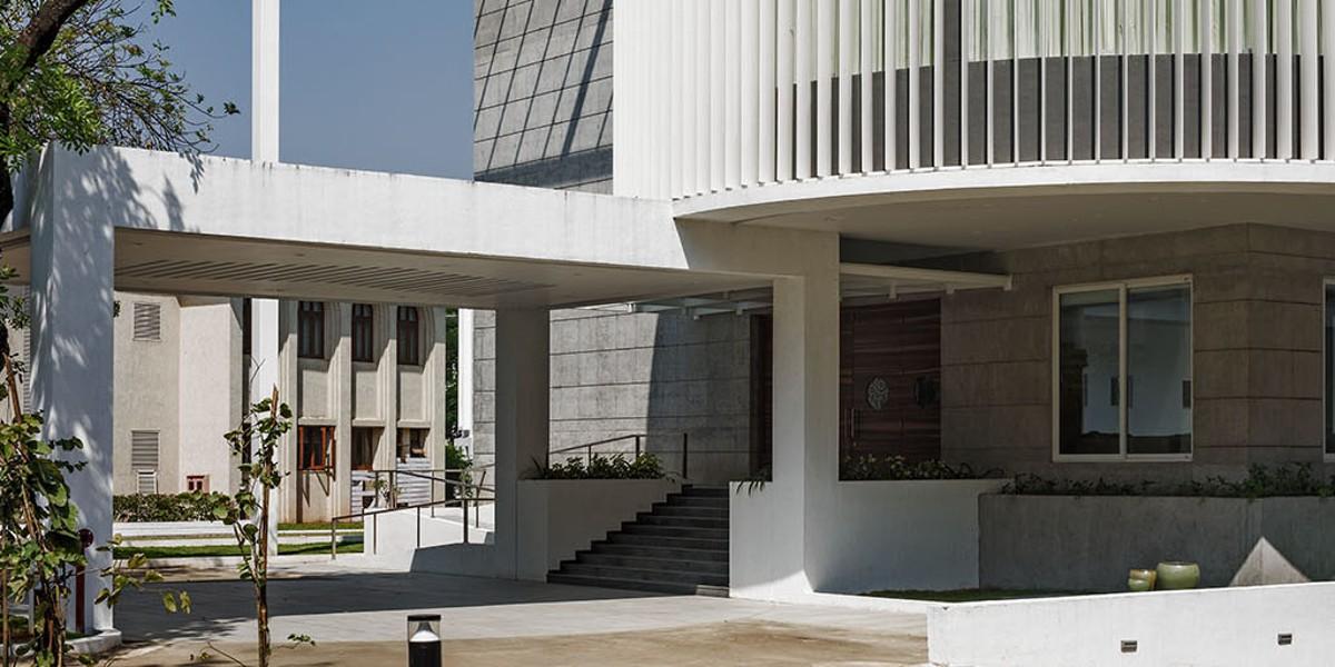 VVIP Circuit House Pune, photograph 12