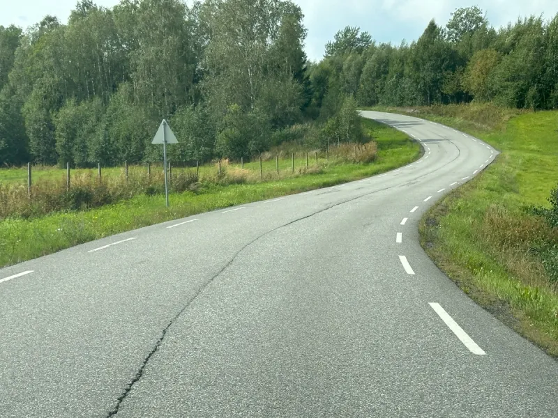 En svingete landevei.