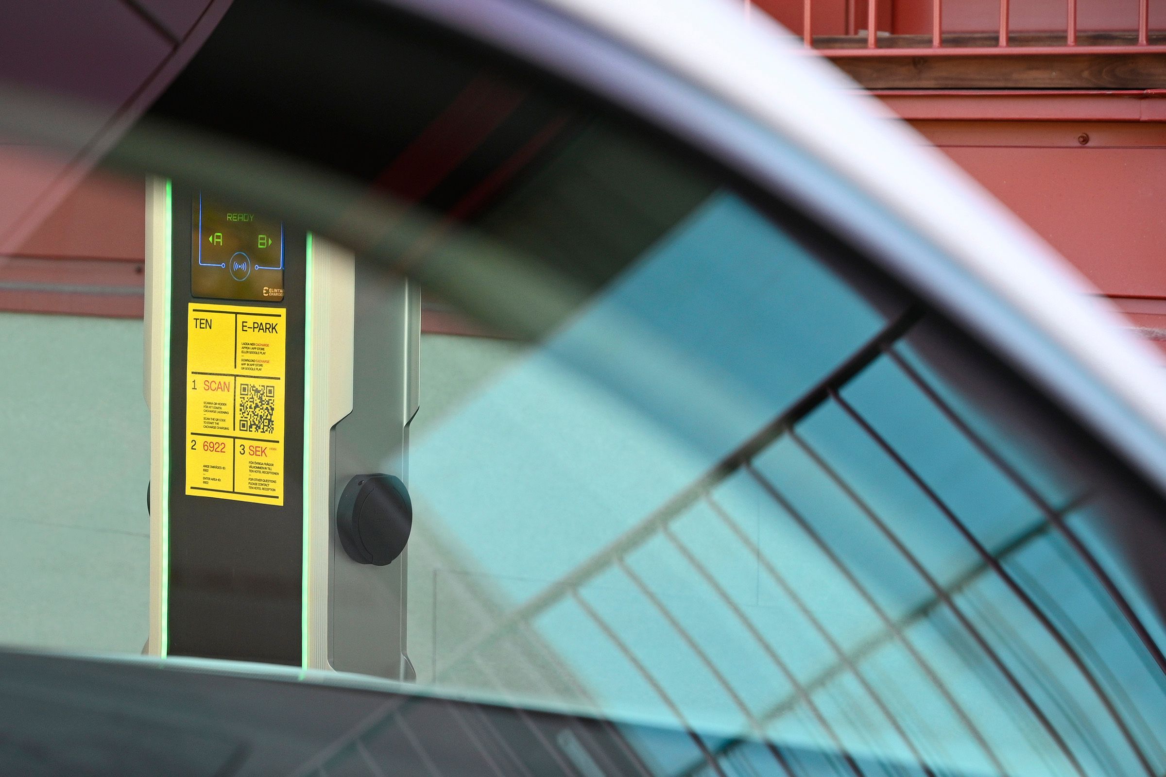 TEN HOTEL Parking Sign