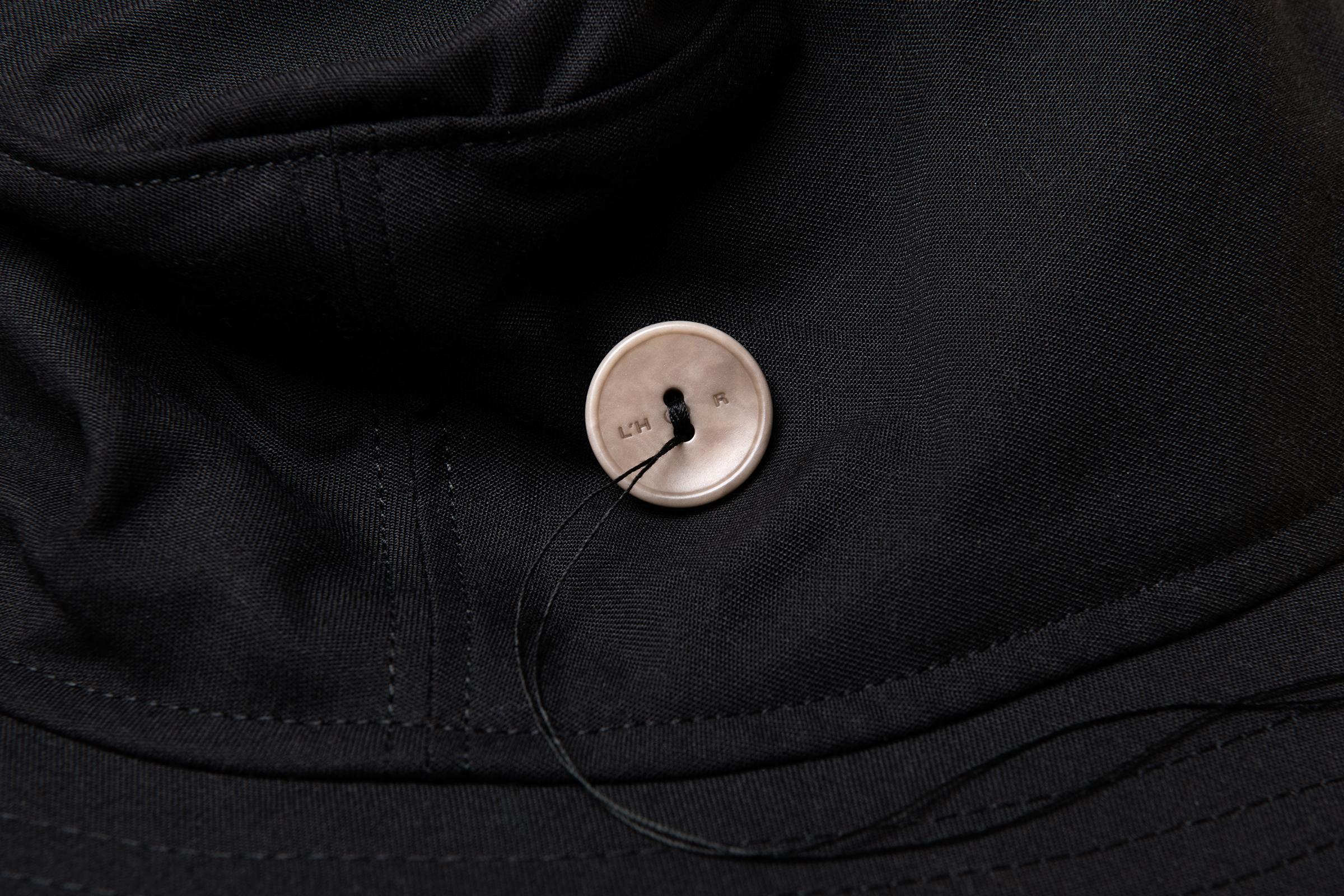 L'HOMME ROUGE Button