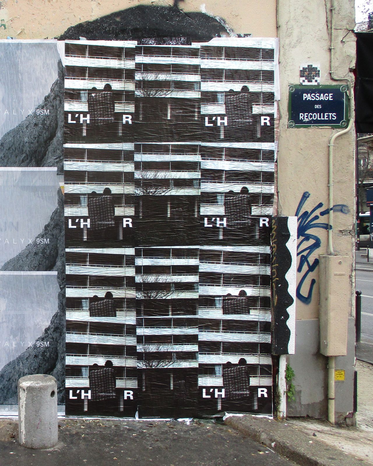 L'HOMME ROUGE Posters