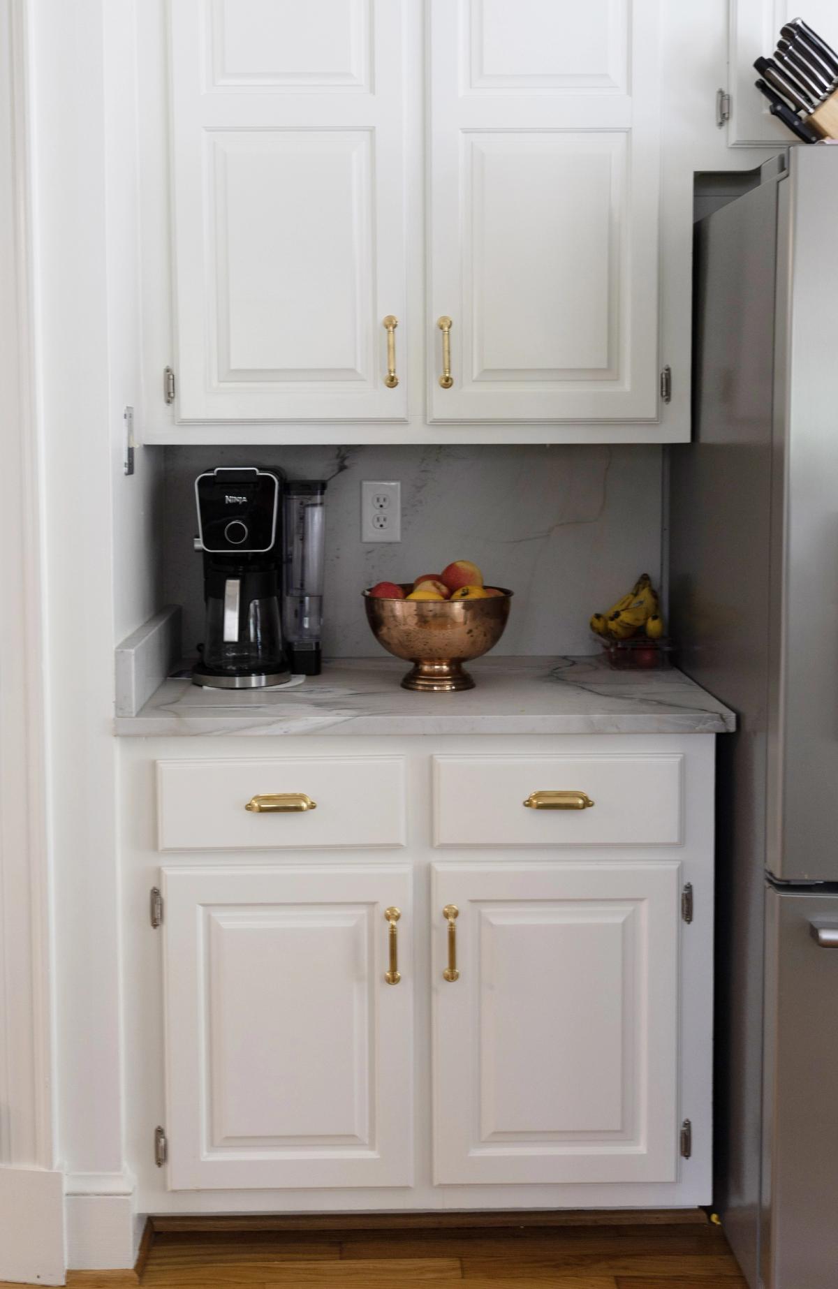 Modern Elegance: Interior & Cabinet Refinishing detail photo