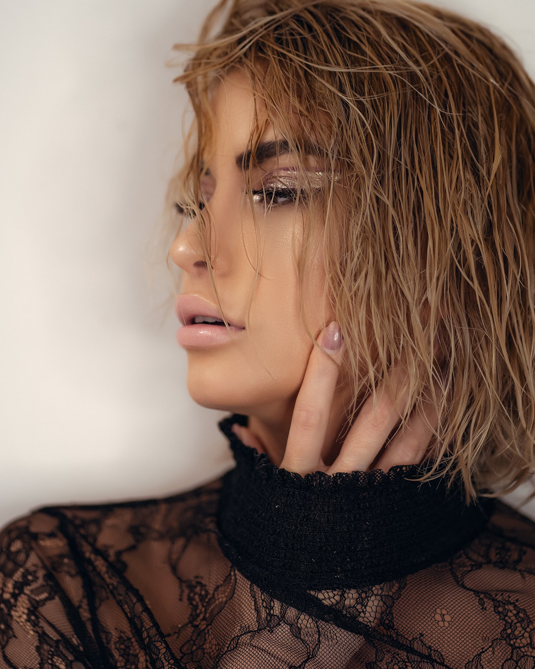 Beauty studies — portrait photography in Albania by Ergys Shehu, photo 3