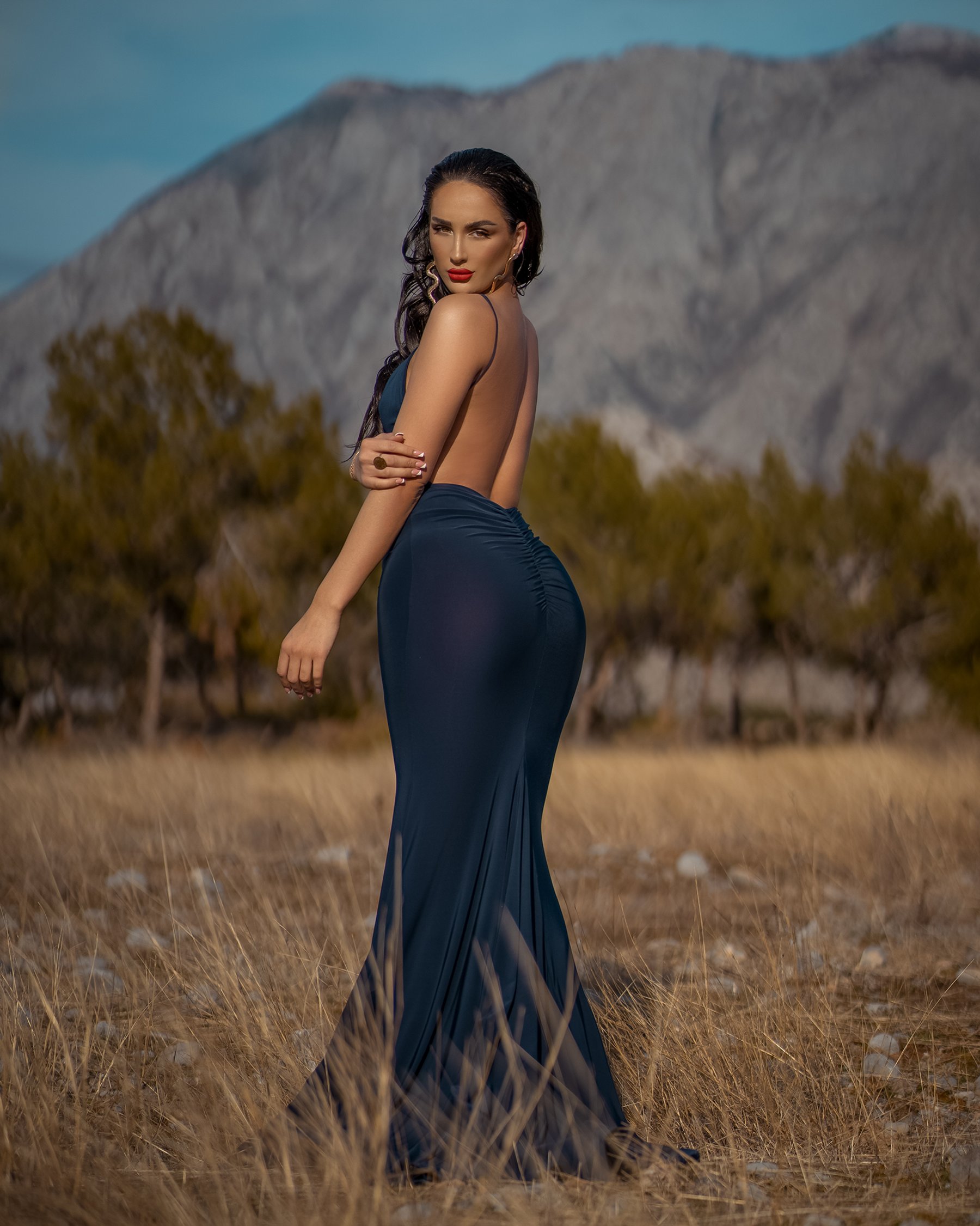 Evening silhouettes — fashion photography in Albania by Ergys Shehu, photo 2