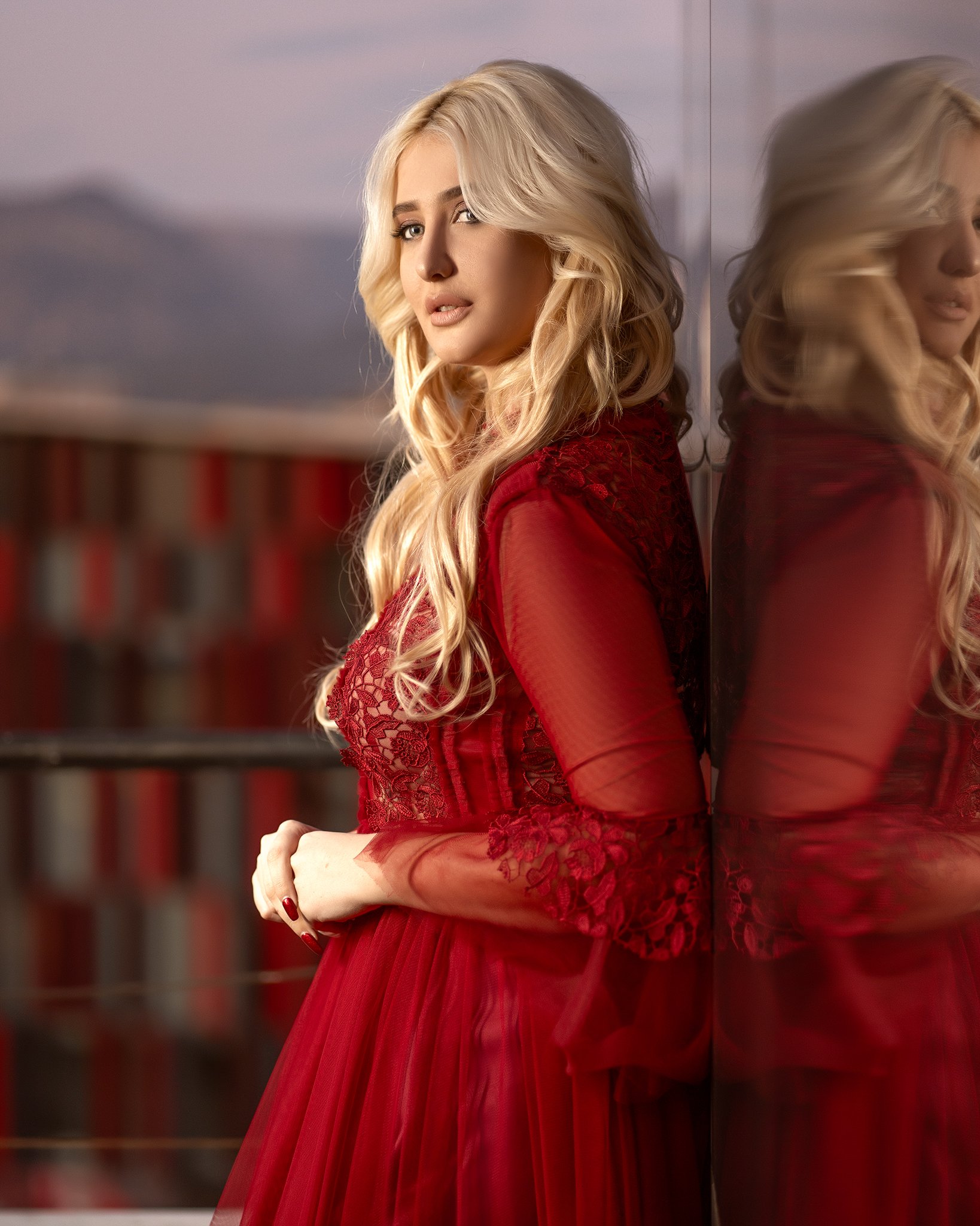 The red room — fashion photography in Albania by Ergys Shehu, photo 5