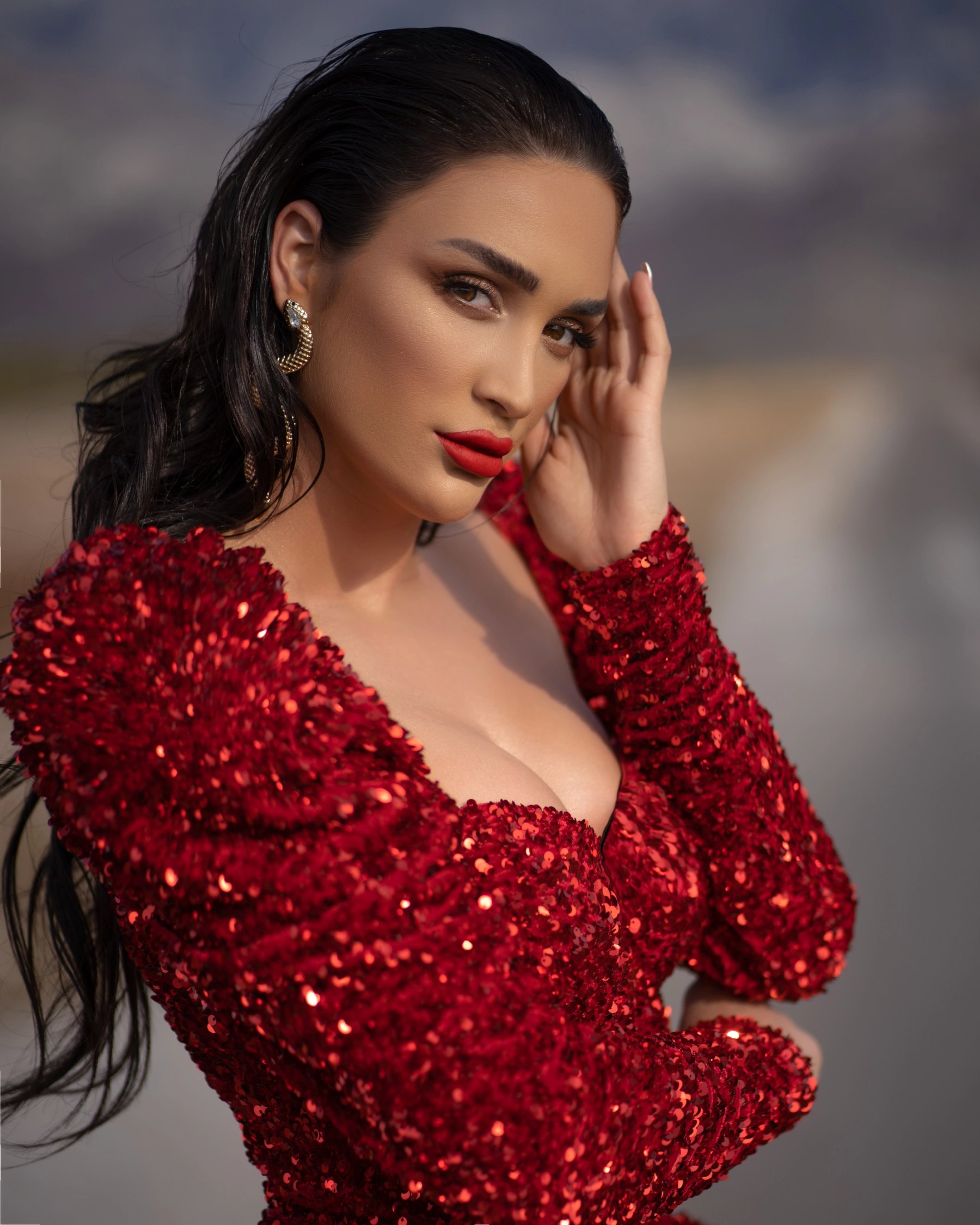 The red room — fashion photography in Albania by Ergys Shehu, photo 3
