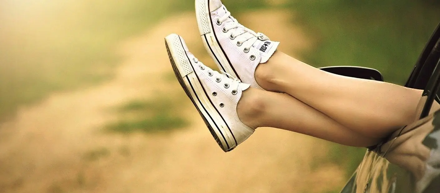 Save Your Nose from Stinky Toes (and Smelly Feet)