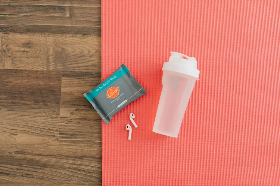 Lumē Deodorant Wipes Are Your New Post Workout Essential