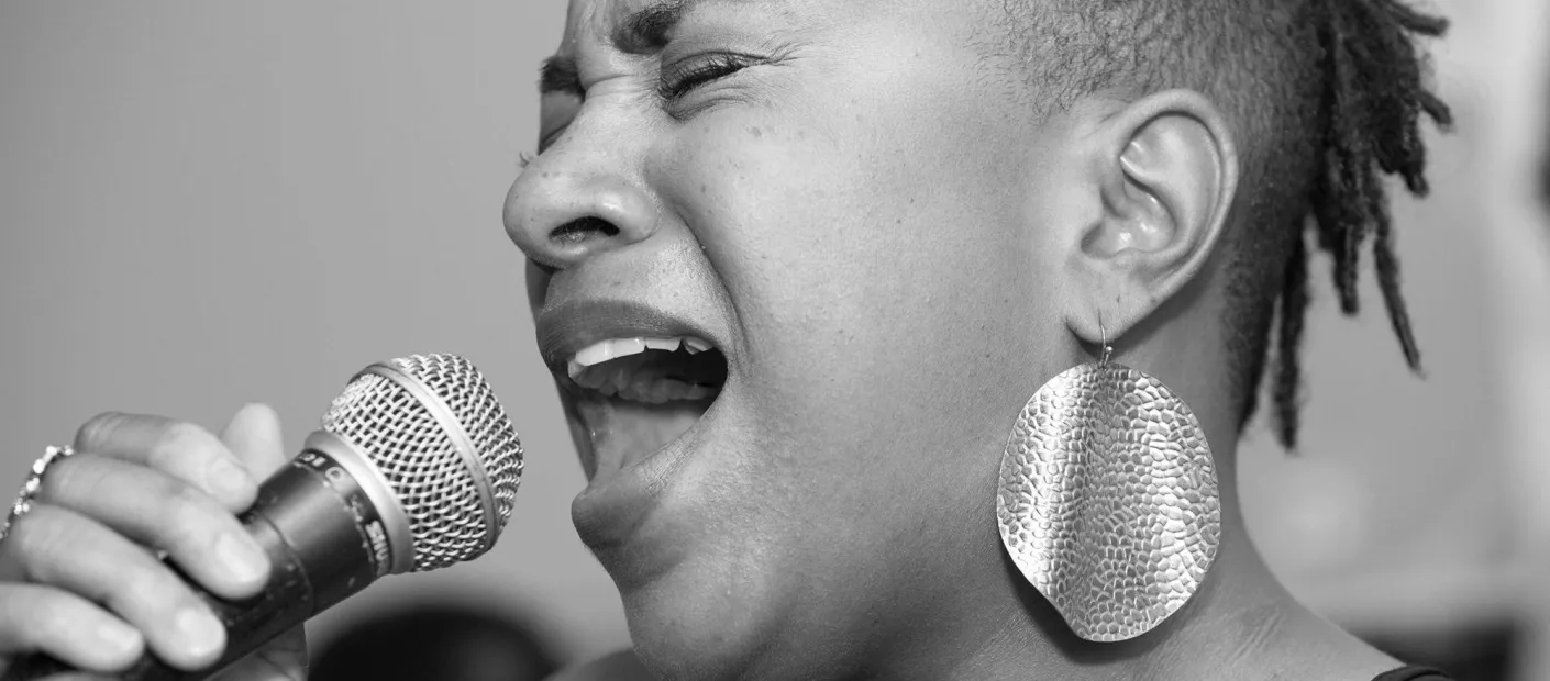 Lume Empowers Soulful Artist with Lasting Confidence