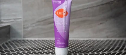 One Color Summer - Surprising Benefits of Acidified Body Wash