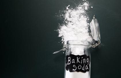Why Deodorant with Baking Soda is Bad for Your Skin