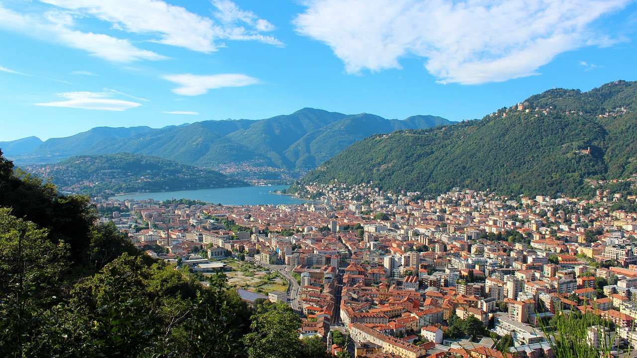 lake como villa: un panorama di como