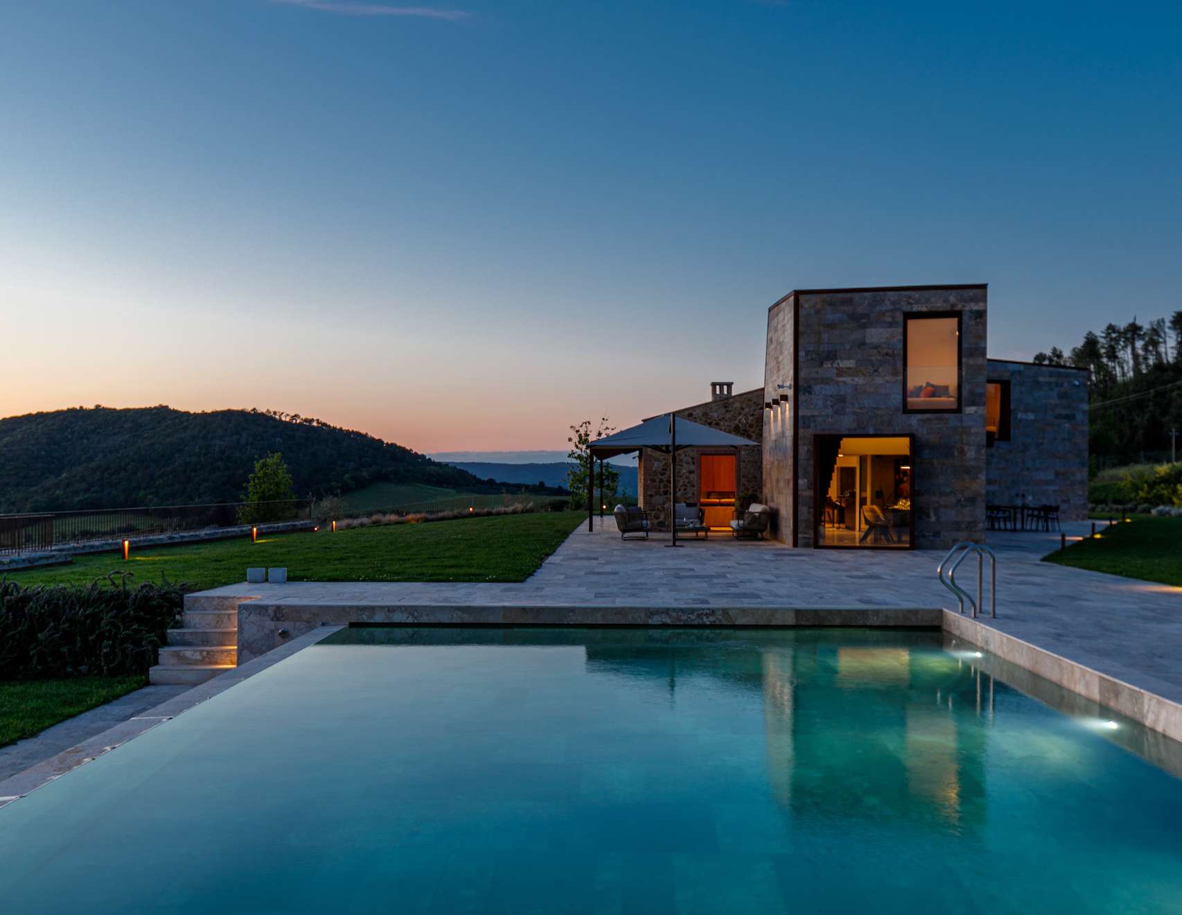 Villas with pool in Tuscany