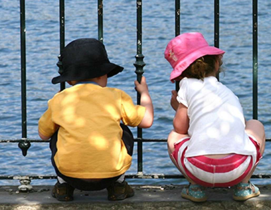 Children on Lake Como
