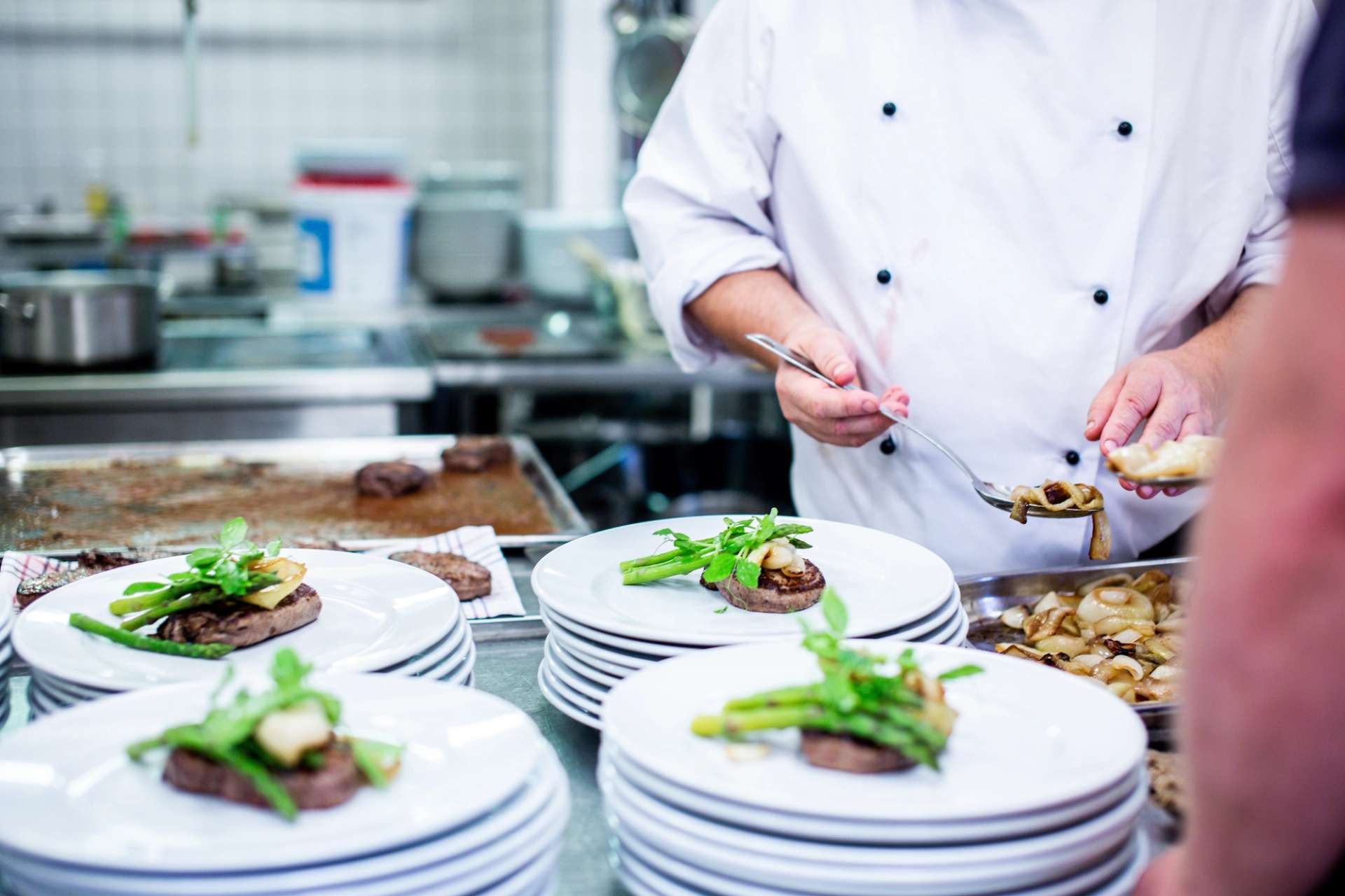 luxury villa rentals in Italy with a private chef