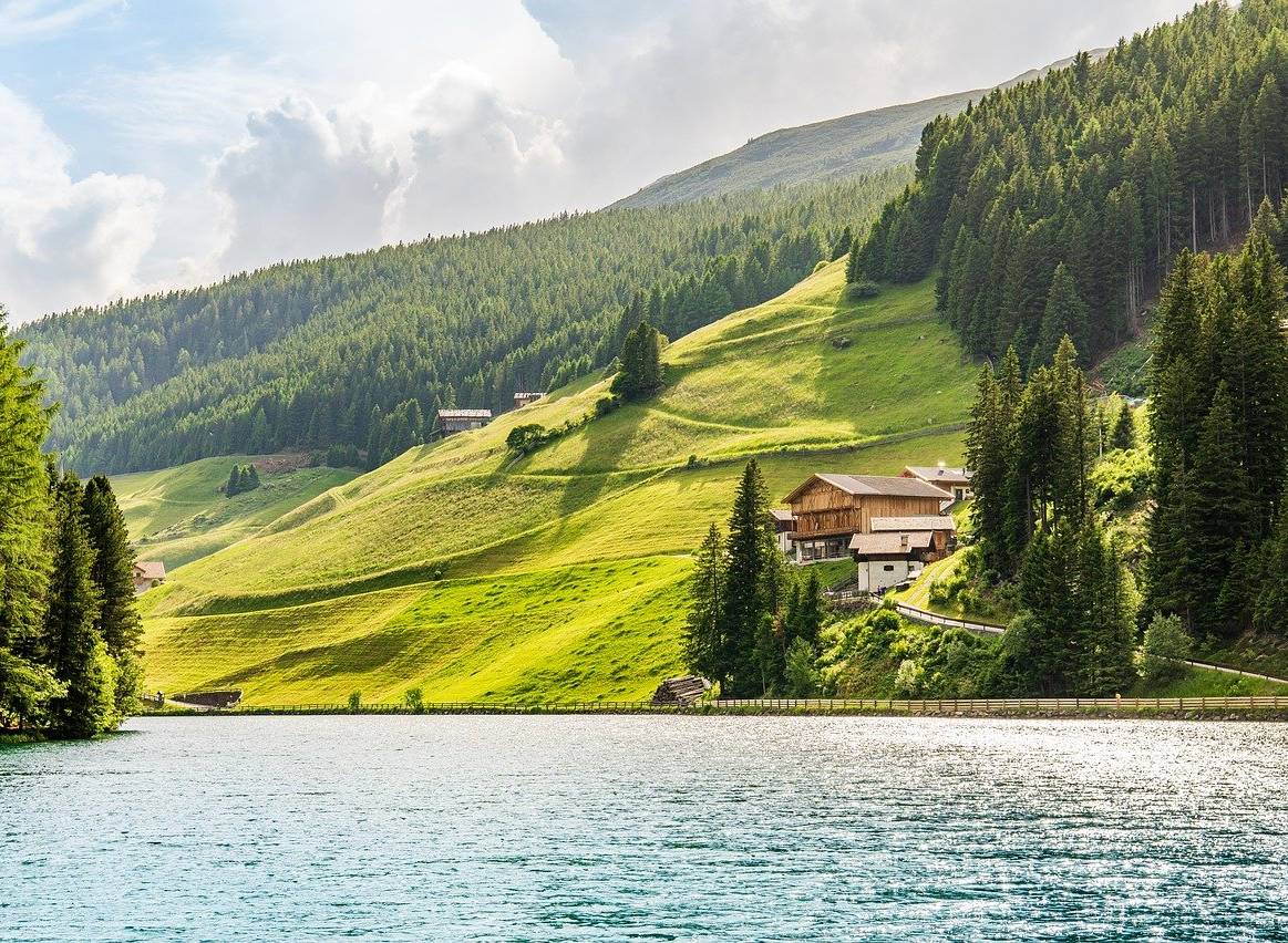 the alpine lake: one of the most popular exclusive wellness retreats