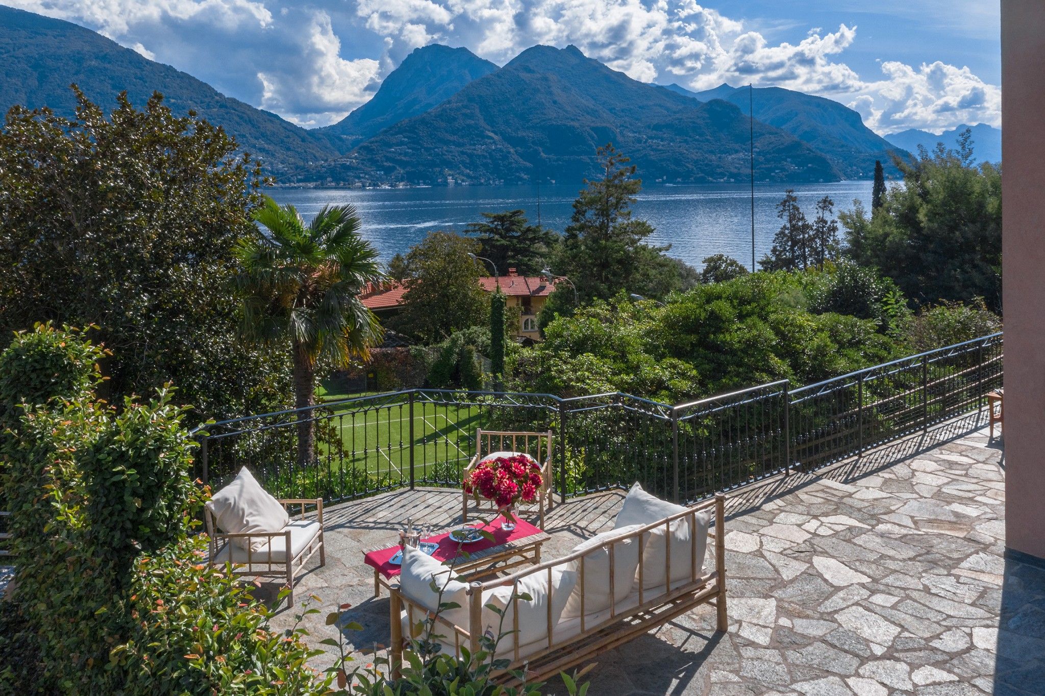 Dream villas for rent on Lake Como in Menaggio