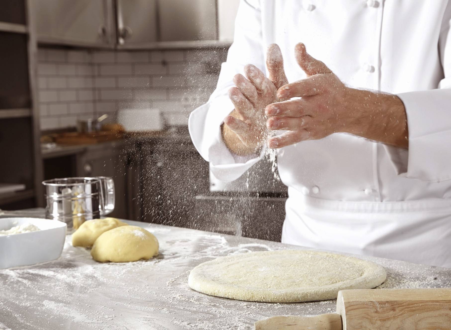 Air, water and... chefs on Lake Como