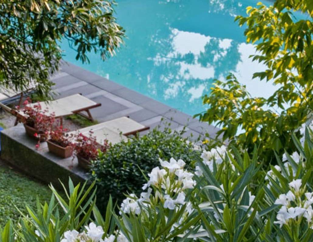 Villas with pool in Northern Italy