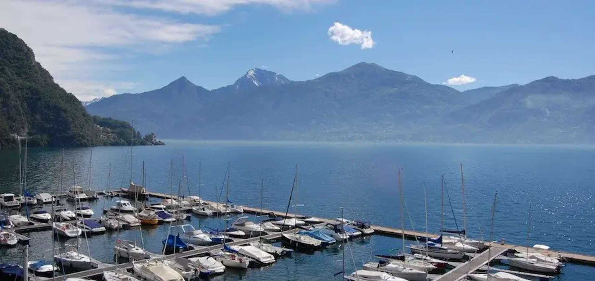 villa lakehouse a menaggio, di fronte a varenna