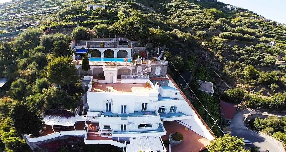 Villa Dolly, casa vacanze con piscina in affitto sulla Costiera Amalfitana