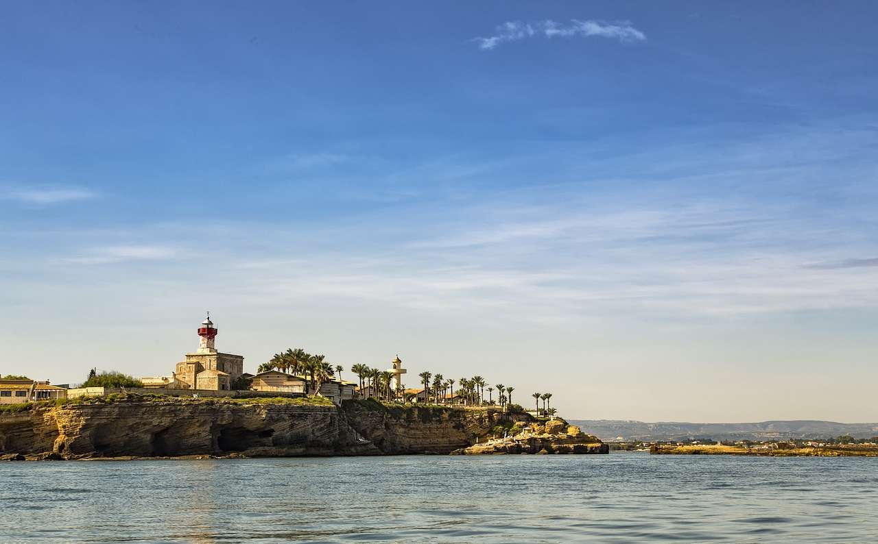 Syracuse seen from the sea