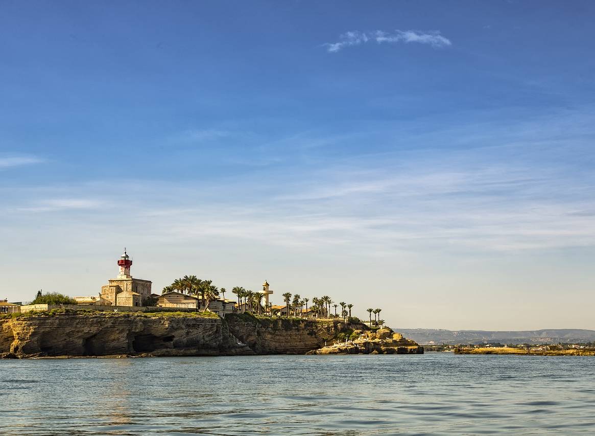 Syracuse seen from the sea