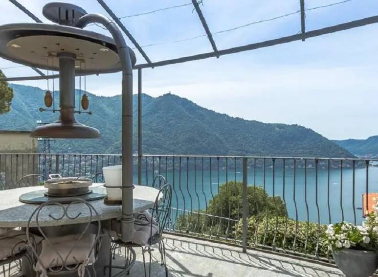 A luxury villa in Cernobbio
