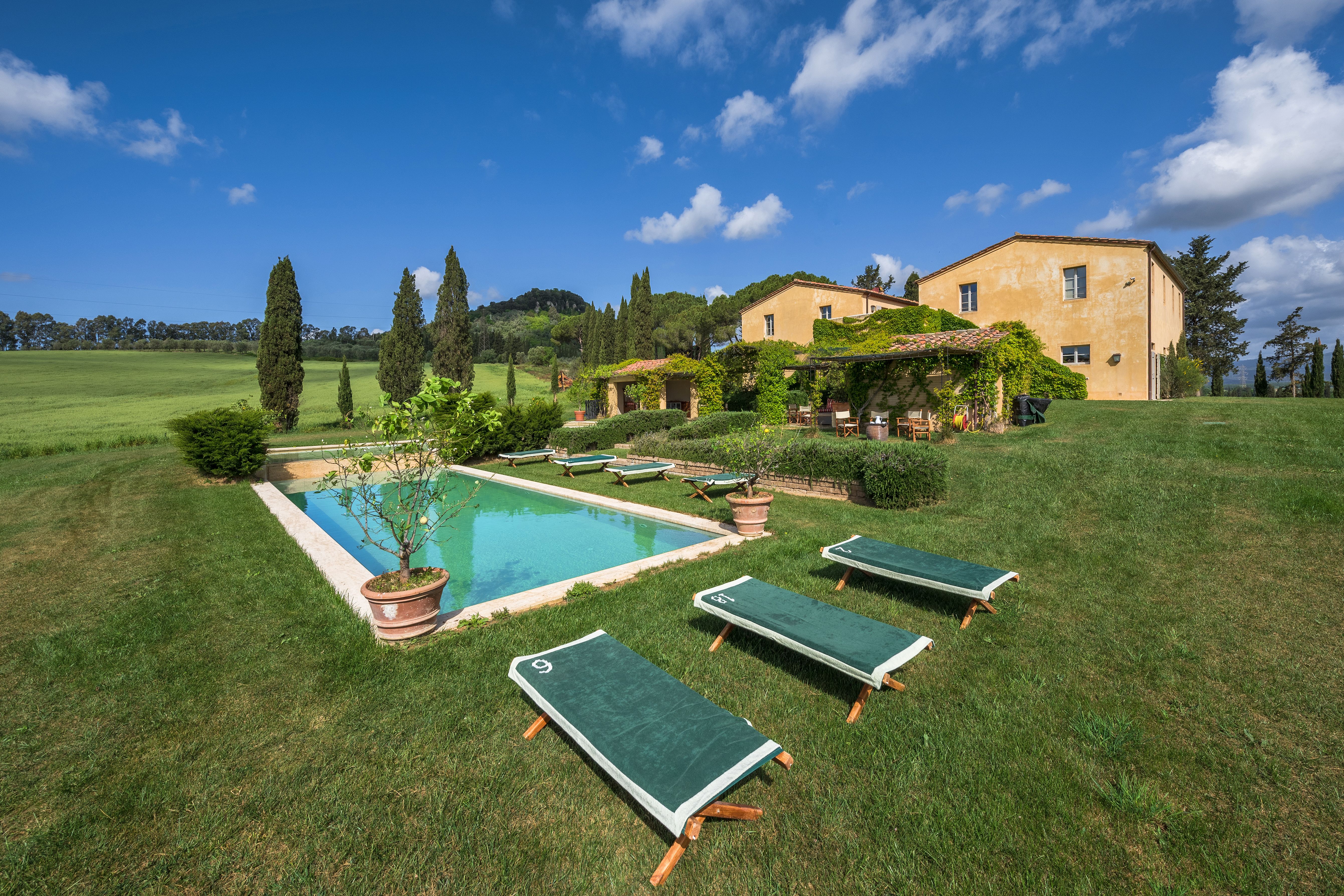 Luxury villas for rent in Tuscany, image size:1920x1190