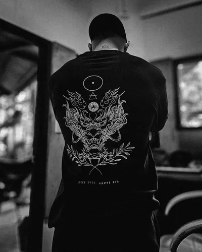 Dragon long sleeve (black)