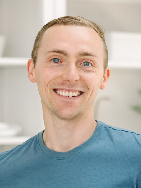 Headshot of Chris Arnold, CFP®